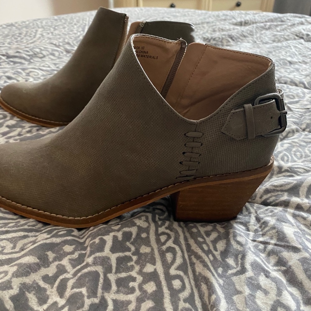 Booties - Picture 2 of 3